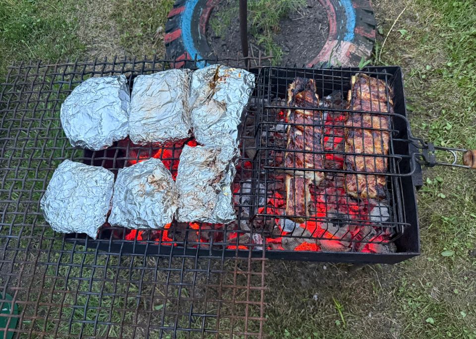 Как на самом деле грузины маринуют мясо для шашлыка – уксус, майонез и соевый соус не понадобятся: просто тает во рту