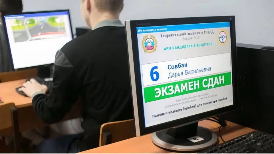  2025         :   !