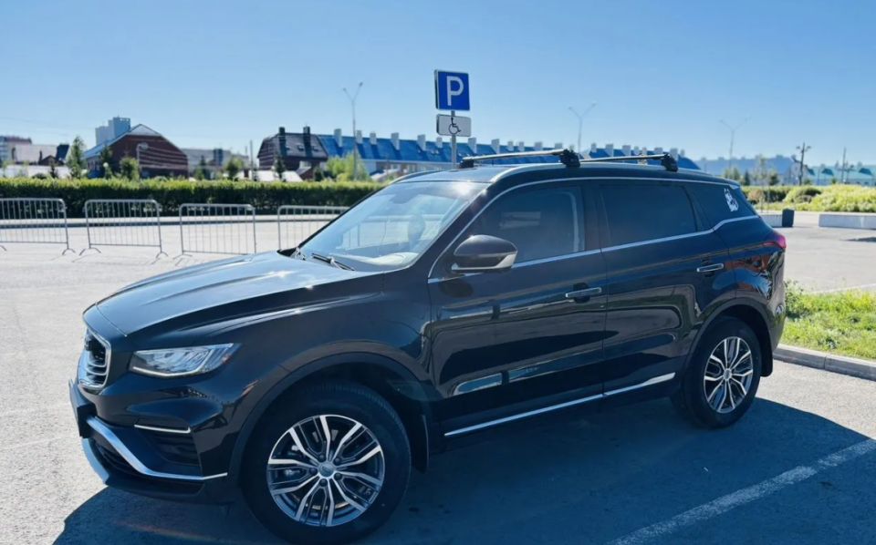  Geely Atlas Pro   :      