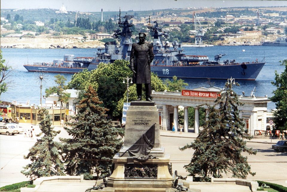  1994 :   