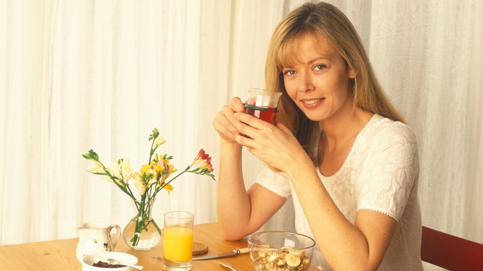 Не пейте чай сразу после еды: частая ошибка обернется проблемами