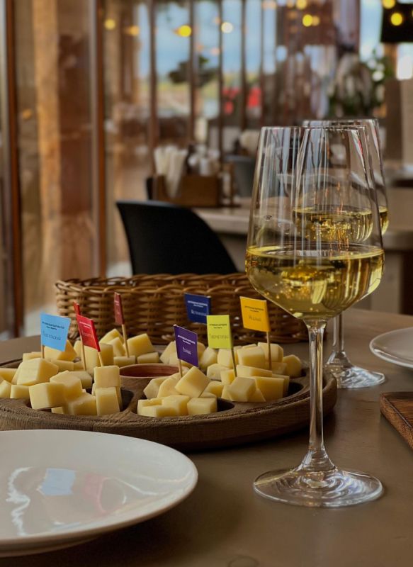 Сырный фестиваль в Истре: празднование вкуса и рукотворного мастерства