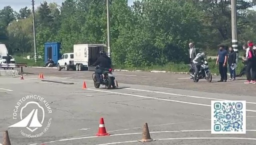       Ȩ    