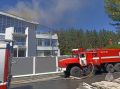 На Тургояке загорелся трехэтажный дом