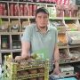 Разрешения нет, спокойно торгуют, все закрывают глаза