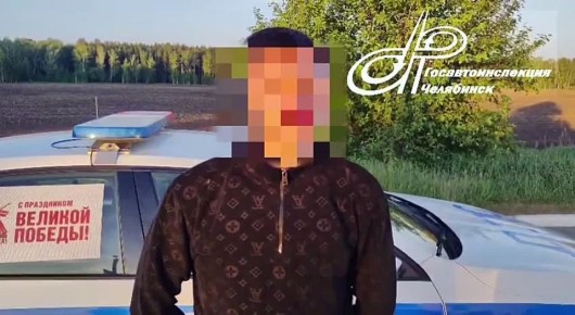 31.05.2025 сотрудники мотовзвода Госавтоинспекции г. Челябинска находились на маршруте патрулирования по ул. Бейвеля. Внимание полицейских привлек мотоцикл Кавасаки