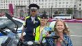 Сотрудники Госавтоинспекции Челябинской области организовали интерактивную площадку для детей на параде дорожной техники
