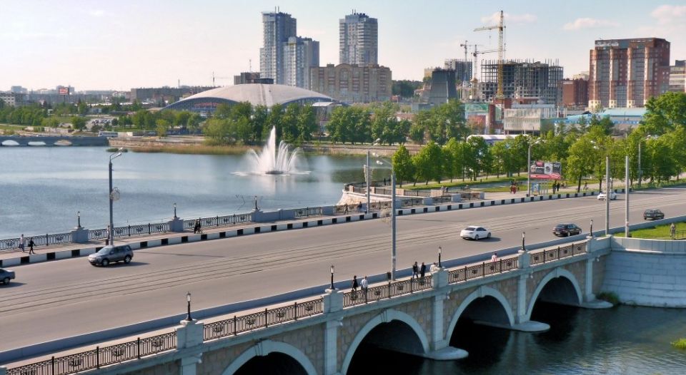 Казахстан станет единоличным собственником первой АЭС в стране после завершения ее строительства, заявил председатель Агентства по атомной энергии республики Алмасадам Саткалиев