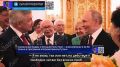 Почему Путин не носит очки?