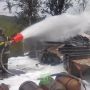 На М-5 сотрудники МЧС заливали горящий бензовоз пеной