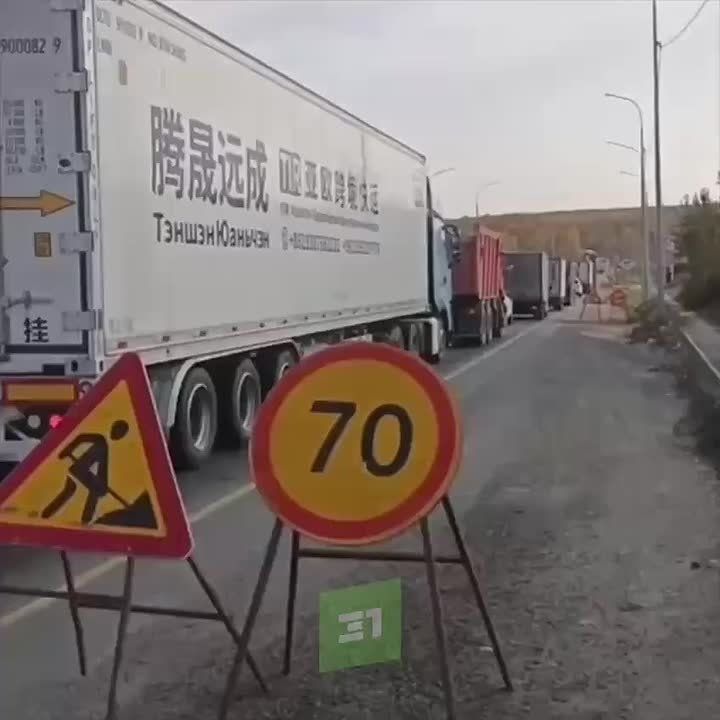      1,5 