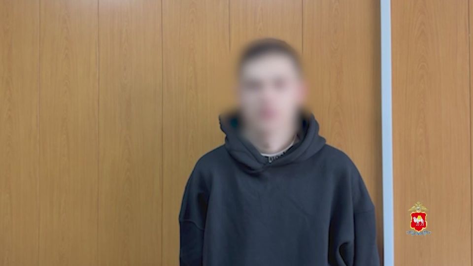    ,     9      