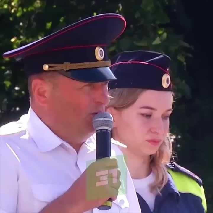      6 ,     