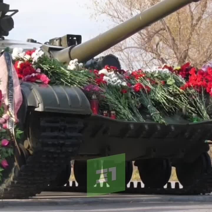 «Второй день не спим уже, ревем, соболезнуем»