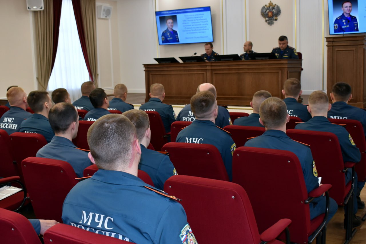 Молодые офицеры прошли проверку на прочность Молодые офицеры прошли проверку на прочность