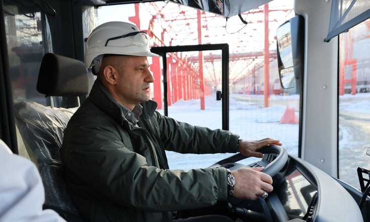 Артём Жога: Профессиональный праздник сегодня отмечают автомобилисты, а также работники городских пассажирских перевозок: водители автобусов, трамваев, троллейбусов, диспетчеры, инженеры, механики и другие специалисты