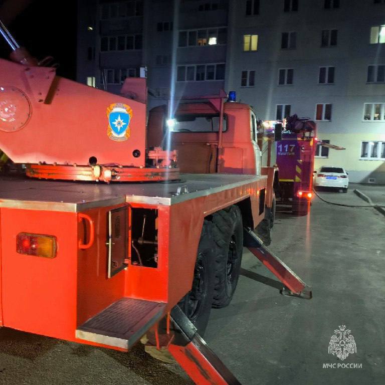 В Кыштыме мужчина погиб, надышавшись дымом от пожара в соседней квартире В Кыштыме мужчина погиб, надышавшись дымом от пожара в соседней квартире