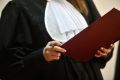 Переполненные комнаты и оголенные провода: в Коркино временно закрыли наркологическую клинику из-за антисанитарии и риска пожара