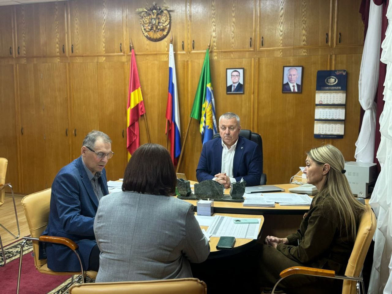 В Чесменском муниципальном округе прошла рабочая встреча по итогам выборов В Чесменском муниципальном округе прошла рабочая встреча по итогам выборов