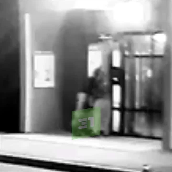 «Варварски разгромили общедомовое имущество. Им не жалко, они на эту квартиру не зарабатывали»