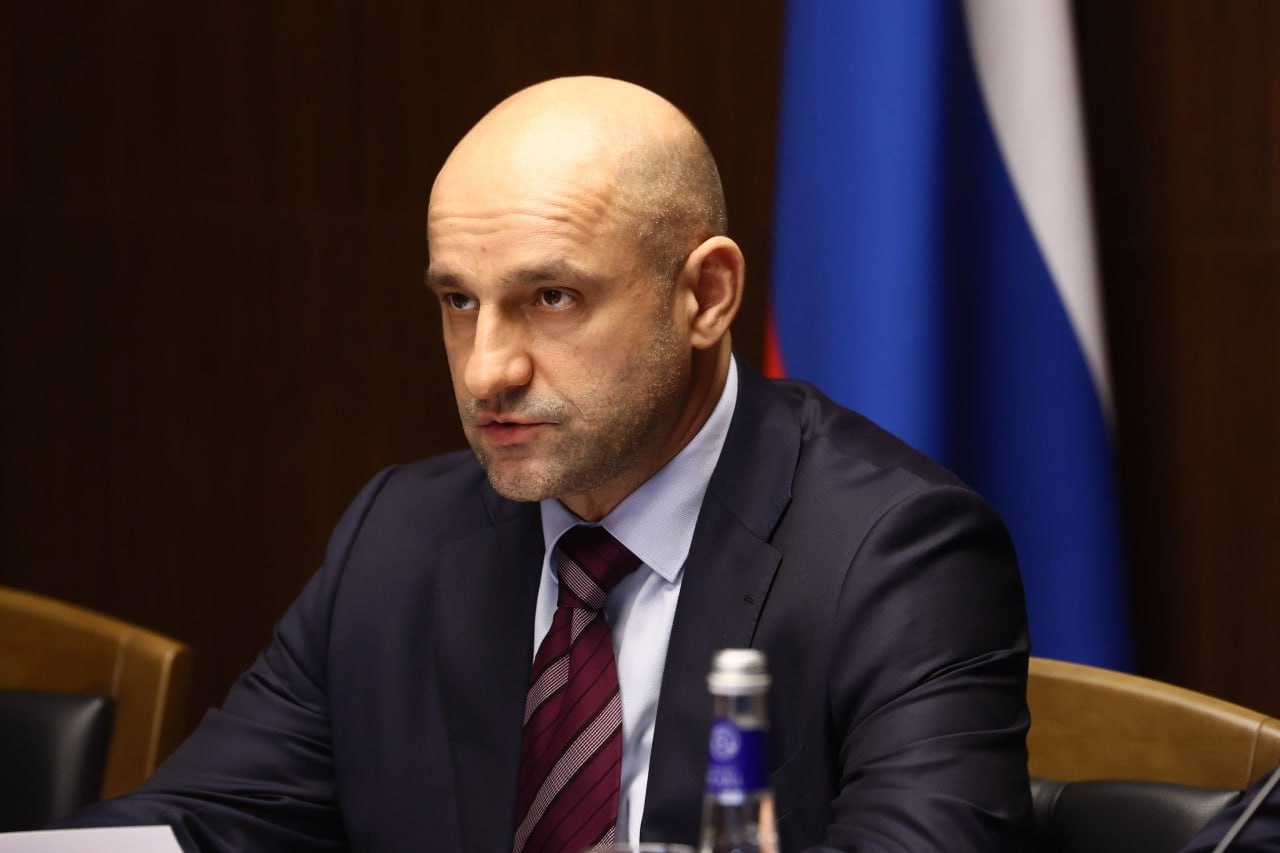 Алексей Текслер принял участие в Совете при полпреде Президента России в УрФО по вопросам развития агропромышленного комплекса Алексей Текслер принял участие в Совете при полпреде Президента России в УрФО по вопросам развития агропромышленного комплекса