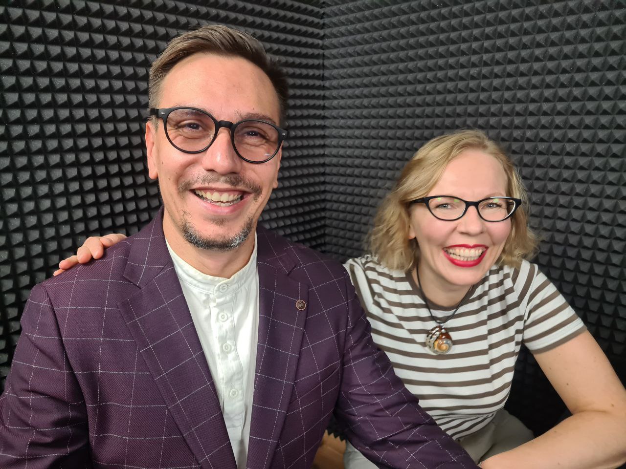 В Челябинске открылась экспозиция картин к столетию индустриализации