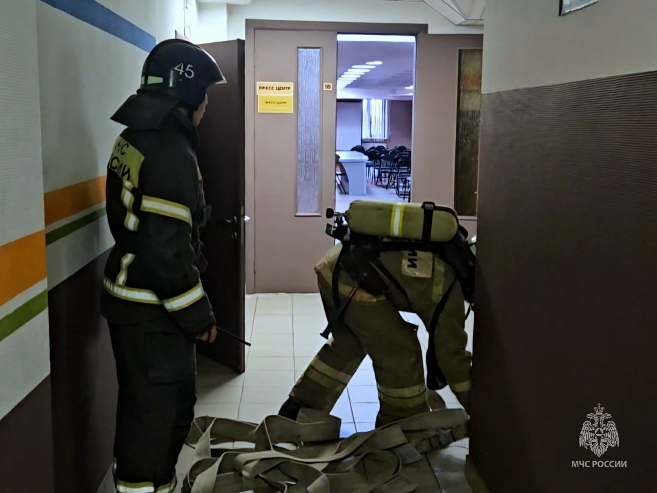 Тренировки по эвакуации - залог грамотных действий при реальной угрозе! Тренировки по эвакуации - залог грамотных действий при реальной угрозе!