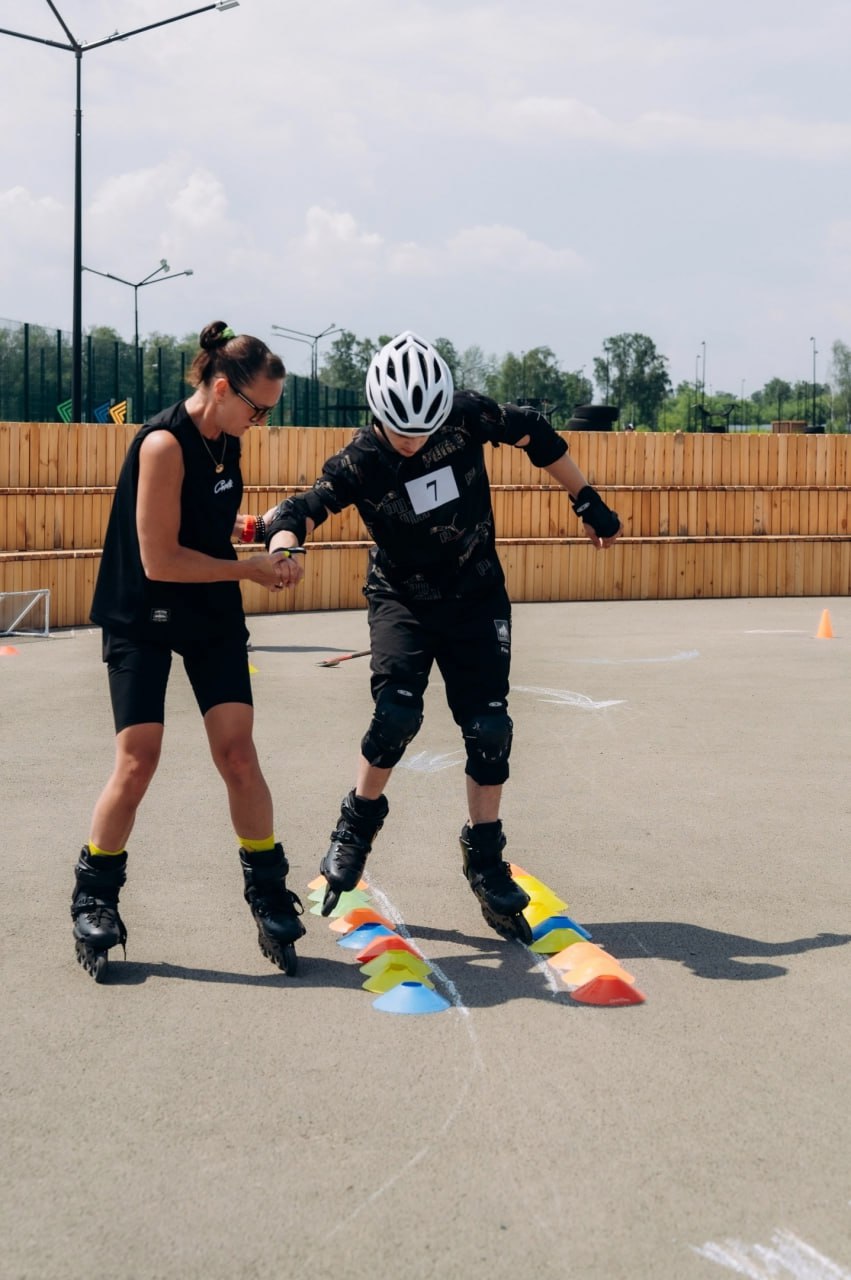 Уважаемые тренеры, поздравляем вас с профессиональным праздником! Уважаемые тренеры, поздравляем вас с профессиональным праздником!