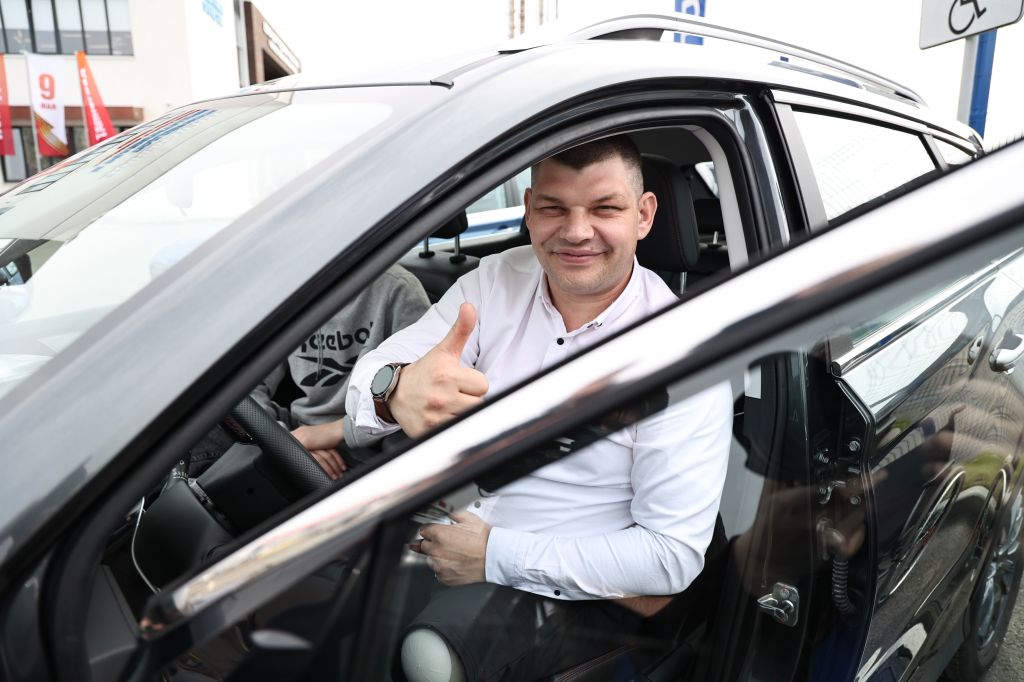 На Южном Урале изменили условия предоставления автомобилей ветеранам СВО