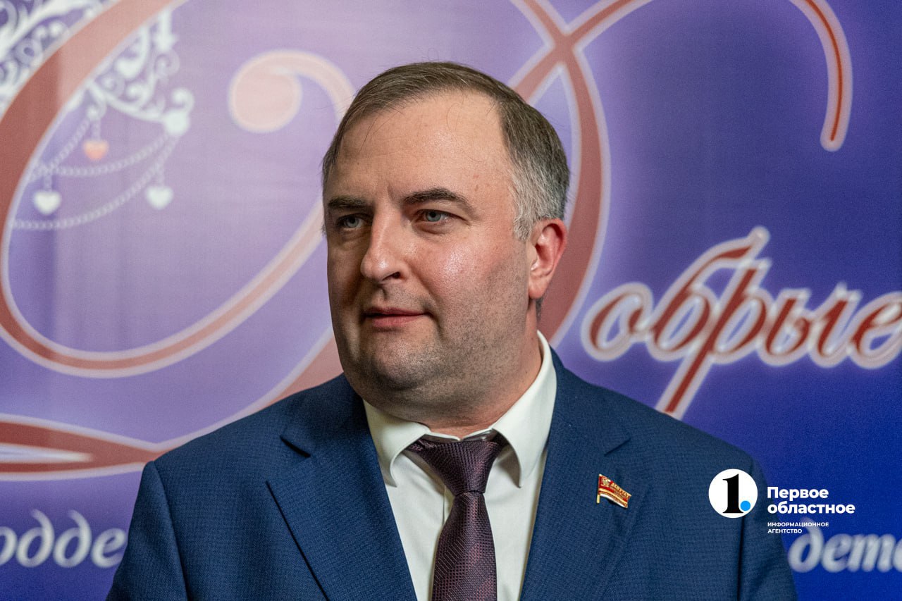 В Челябинске прошел благотворительный вечер «Добрые сердца» в поддержку детей с тяжелыми заболеваниями В Челябинске прошел благотворительный вечер «Добрые сердца» в поддержку детей с тяжелыми заболеваниями