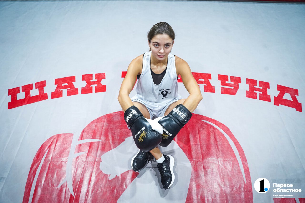 Челябинская спортсменка бьет соперниц за шахматной доской и на ринге