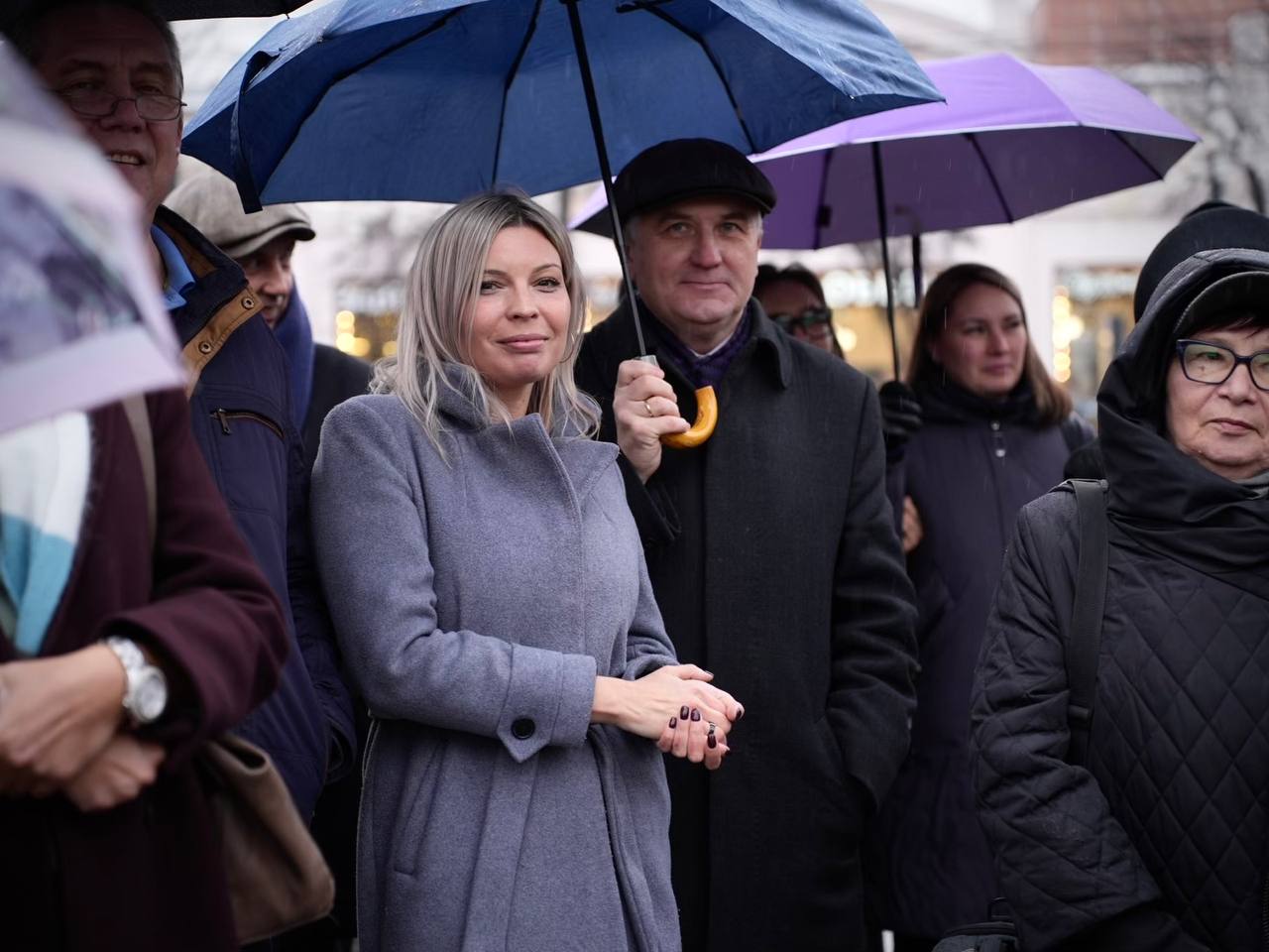 В Челябинске открылась выставка, посвящённая 45-летию ансамбля танца «Урал» В Челябинске открылась выставка, посвящённая 45-летию ансамбля танца «Урал»