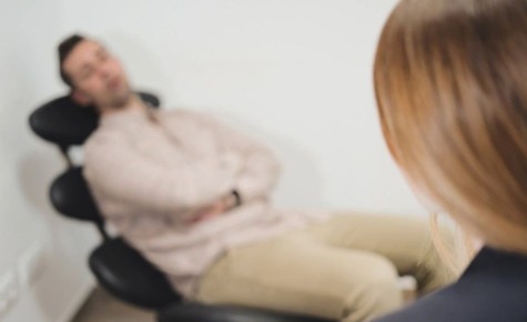 Российские медики фиксируют увеличение числа пациентов с жалобами на такую форму социально одобряемой зависимости, как трудоголизм, сообщил Радио РБК главный психиатр Челябинской области Михаил Козлов