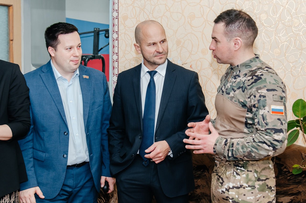 В Трехгорном дети учатся управлять роботами В Трехгорном дети учатся управлять роботами