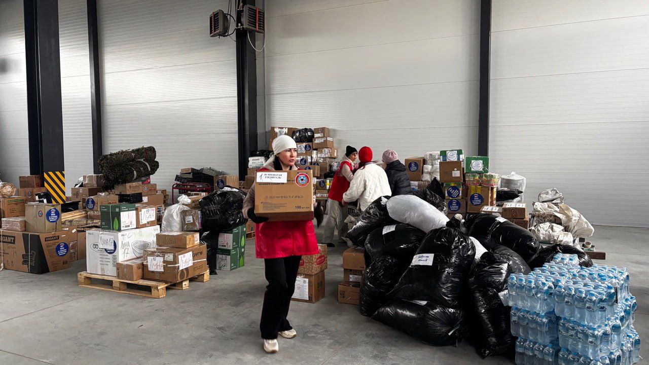 Из Копейска отправлена гуманитарная помощь в зону СВО и новые регионы России Из Копейска отправлена гуманитарная помощь в зону СВО и новые регионы России