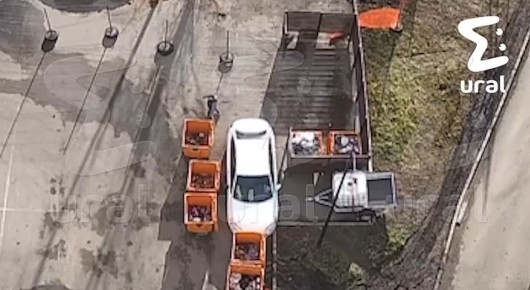 Водителя, который перегородил мусорку в челябинском ЖК, настигла карма