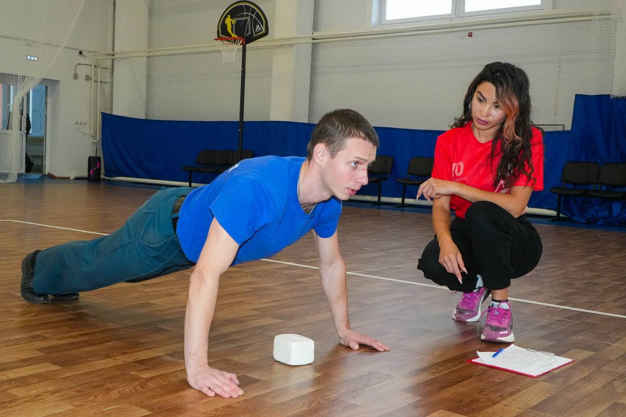 Личный состав 66-й пожарно-спасательной части села Еткуль успешно выполнил нормативы Всероссийского физкультурно-спортивного комплекса «Готов к труду и обороне» Личный состав 66-й пожарно-спасательной части села Еткуль успешно выполнил нормативы Всероссийского физкультурно-спортивного комплекса «Готов к труду и обороне»