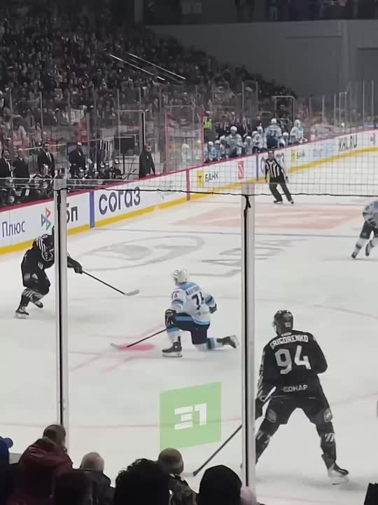 «Снежинка» растаяла. «Трактор» во второй раз в сезоне обыграл «Сибирь»