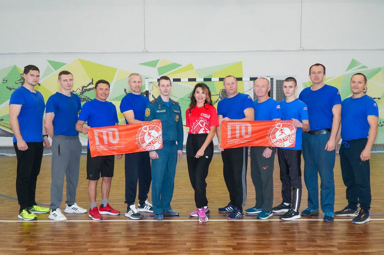 Личный состав 66-й пожарно-спасательной части села Еткуль успешно выполнил нормативы Всероссийского физкультурно-спортивного комплекса «Готов к труду и обороне»