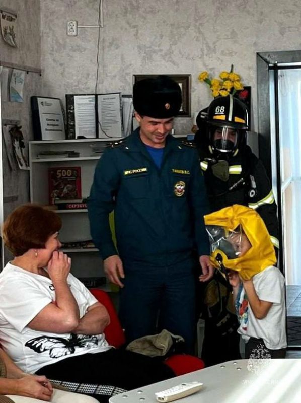 С детства к подвигу: встреча с настоящими героями С детства к подвигу: встреча с настоящими героями