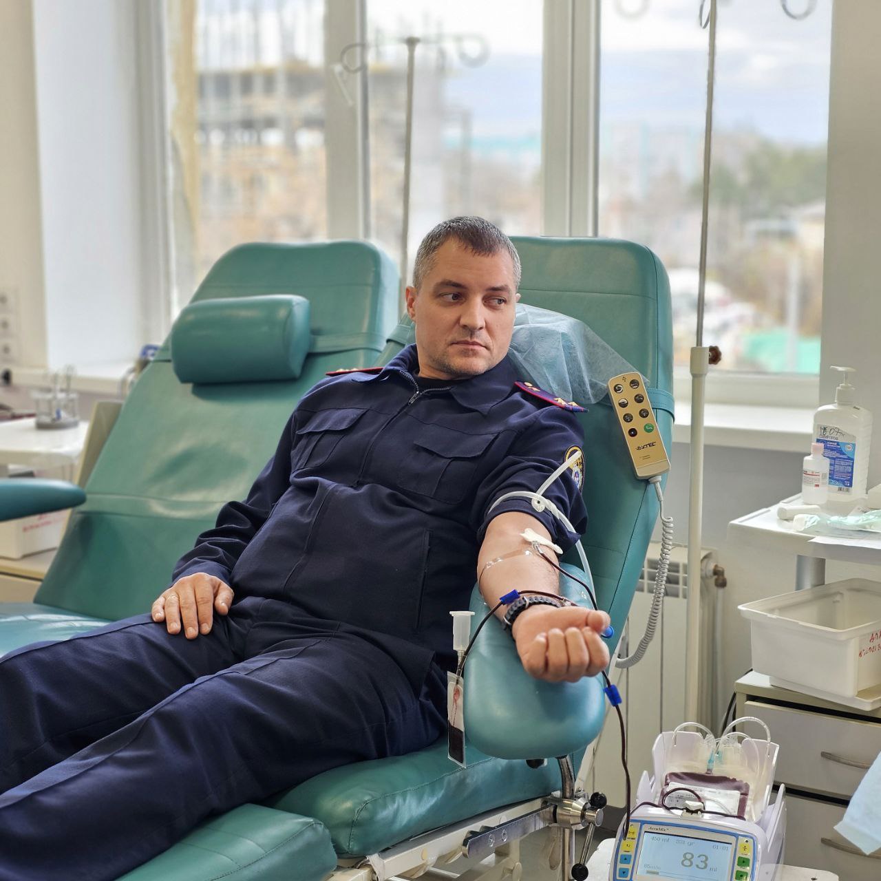 Офицеры следственного управления СК России по Челябинской области вновь стали донорами крови Офицеры следственного управления СК России по Челябинской области вновь стали донорами крови