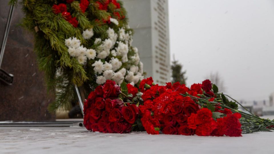 Исполняющий обязанности руководителя регионального СКР принял участие в мероприятии, посвященном памяти погибших при исполнении долга сотрудников правоохранительных органов Исполняющий обязанности руководителя регионального СКР принял участие в мероприятии, посвященном памяти погибших при исполнении долга сотрудников правоохранительных органов