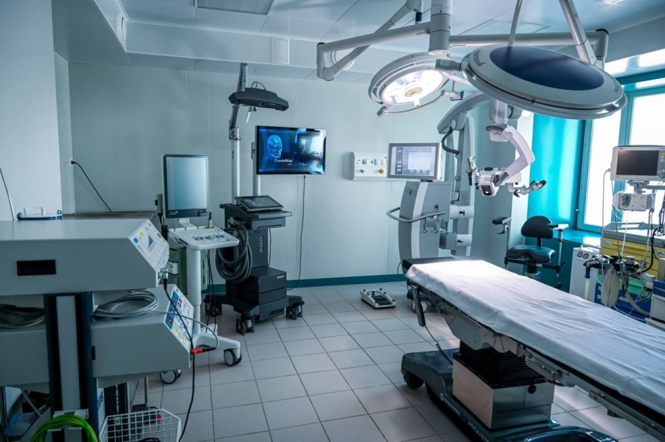 В Челябинске женщине с миомой помогли родить