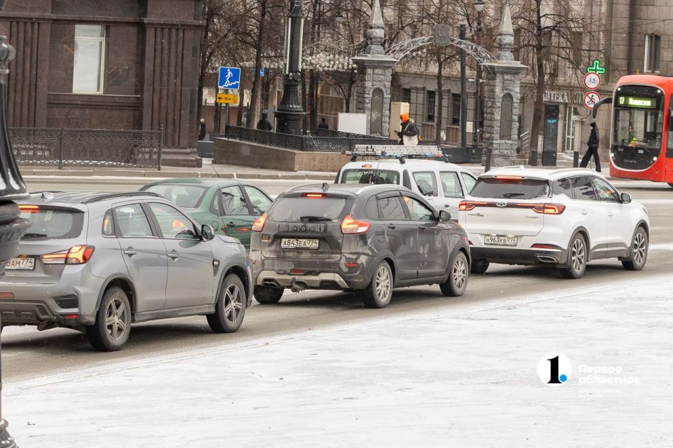 Вот так всегда в Челябинске: просыпаешься – а за окном уже совсем другой сезон Вот так всегда в Челябинске: просыпаешься – а за окном уже совсем другой сезон