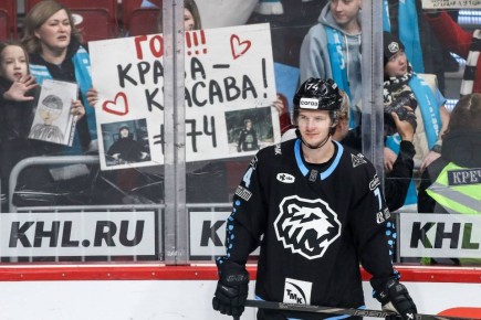Возвращение блудного хоккеиста: Виталий Кравцов подпишет контракт с «Трактором»