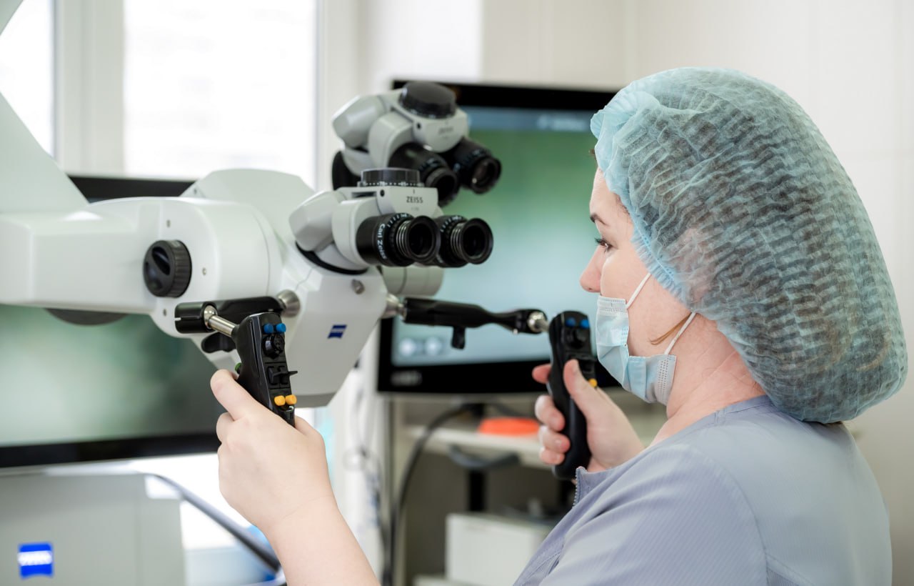 Информация от подписчиков. В Челябинске на пересечении улиц Красноармейская и Островского столкнулись две иномарки, полностью закрыв проезжую часть Информация от подписчиков. В Челябинске на пересечении улиц Красноармейская и Островского столкнулись две иномарки, полностью закрыв проезжую часть