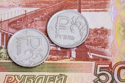 Полицейские вернули пенсионеркам похищенные деньги в Челябинске