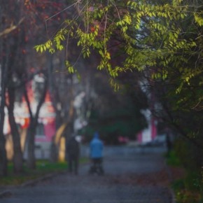 Тучи в Челябинске. В такую промозглую погоду нет ничего лучше...тарелки холодца! Этот день лучше отмечать дома, большой семьей