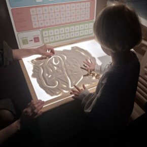 В Магнитогорске открыли первую сенсорную комнату для детей с аутизмом