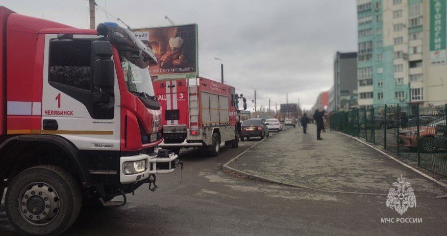 Двух человек спасли на северо-западе Челябинска Двух человек спасли на северо-западе Челябинска